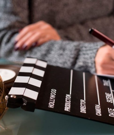 como-escribir-un-guion-de-cine-1024x576-1